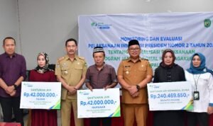 Bahas Optimalisasi Program Jamsostek, BPJS Ketenagakerjaan Palopo juga Serahkan Santunan JKM