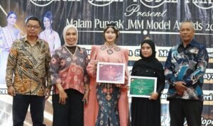 Fashion Show, Kadis Kemenparekraf Palopo: Ajang Meningkatkan Prestasi