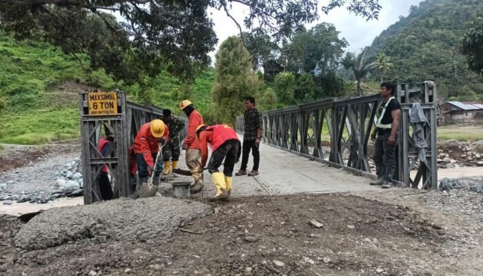 PT Masmindo Lakukan Perbaikan Akses Jalan dan Jembatan di Latimojong Luwu