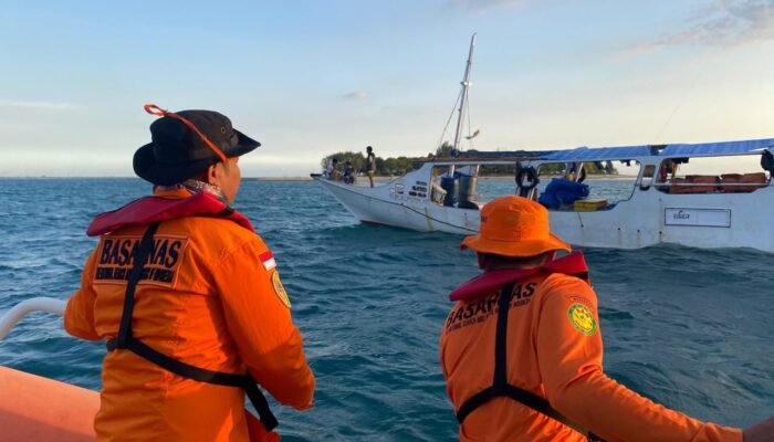 Sempat Dilaporkan Tenggelam, Penumpang Kapal Angkut Wisatawan Berhasil Dievakuasi