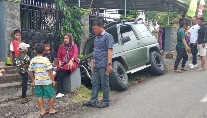 Lima Siswa di Palopo Ditabrak Mobil Akibat Rem Blong, Satu Diantaranya Meningal Dunia