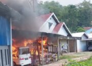 Rumah Guru di Palopo Dilalap Sijago Merah, Mobil dan Motor Ikut Terbakar