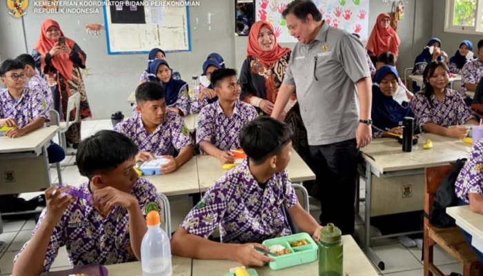 Program Makan Siang Gratis Prabowo-Gibran Bakal Libatkan AI