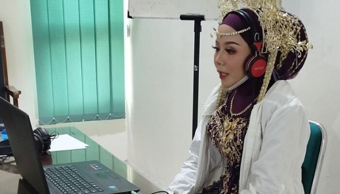 Ikut Tes CPNS, Pengantin Ini Terpaksa Tinggalkan Panggung Resepsi Pernikahan