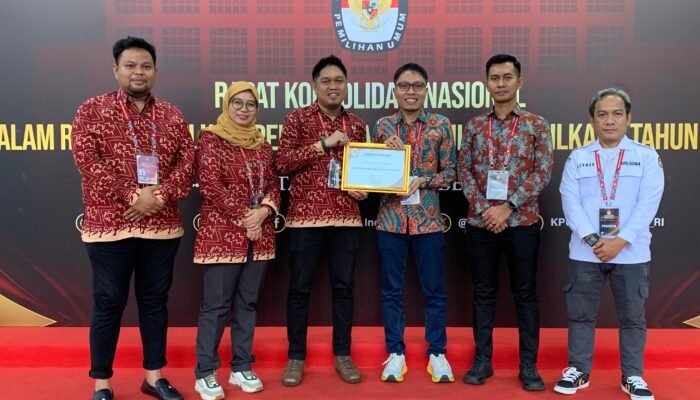 KPU Gowa Raih Penghargaan Nasional dengan Indeks Partisipasi Pemilu Tertinggi 2024