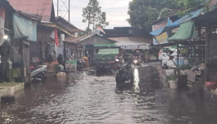 Banjir Landa Kutim Lumpuhkan Perekonomian di Pasar Sebongkok Bengalon