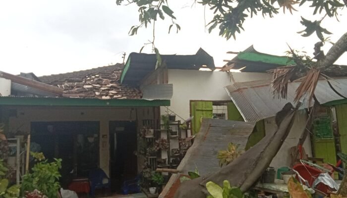 Kesaksian Warga Luwu saat Angin Puting Beliung Datang Menghantam