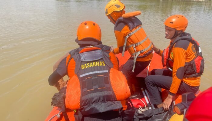 Dua Warga Maros Hilang Terseret Arus Banjir Ditemukan Meninggal Dunia