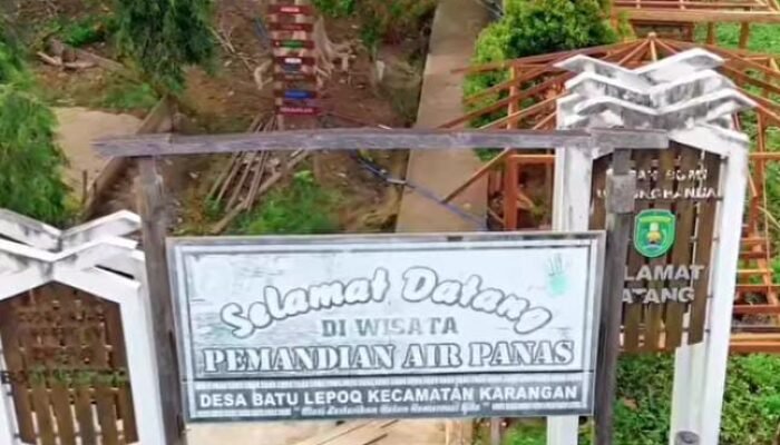 Pemandian Air Panas Batu Lepoq Kutim Jadi Daya Tarik Wisatawan