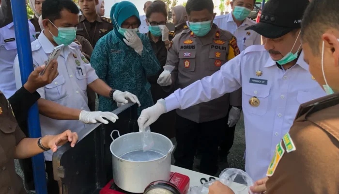 Kejari Palopo Musnahkan Barang Bukti dari 16 Perkara Tindak Pidana