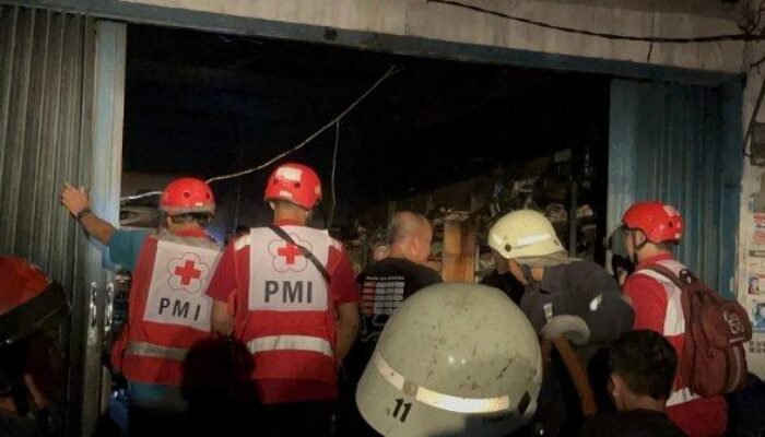 Toko di Pusat Niaga Palopo Terbakar, Diduga Akibat Korsleting Listrik