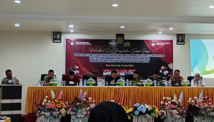 KPU Sulsel Lantik Badan Adhoc untuk Pemilihan Ulang Palopo