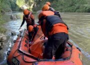 Tim Sar Gabungan Temukan Pemuda yang Tenggelam di Sungai Walanae