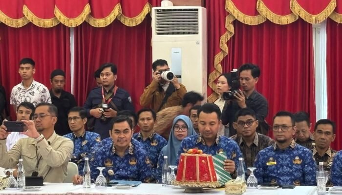Bupati Lutra Dorong Optimalisasi Irigasi dan Sarana Pertanian