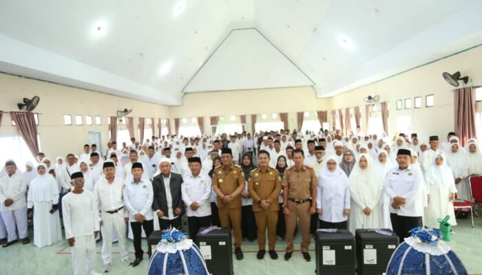 Kemenag Luwu Siap Berangkatkan 272 Jemaah Haji, Bupati Beri Pesan Haru
