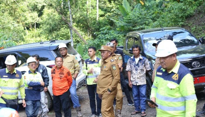 Bupati Luwu Tinjau Pembangunan Infrastruktur di Latimojong, Dorong Percepatan Akses Jalan
