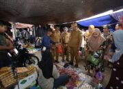 Pastikan Ketersediaan Pangan, Bupati Luwu Kunjungi Pasar Tradisional