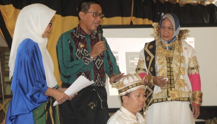 SBL Luwu Utara Kembali Digelar, Upaya Mengembalikan Tatanan Adat Luwu melalui Baju Adat Pengantin