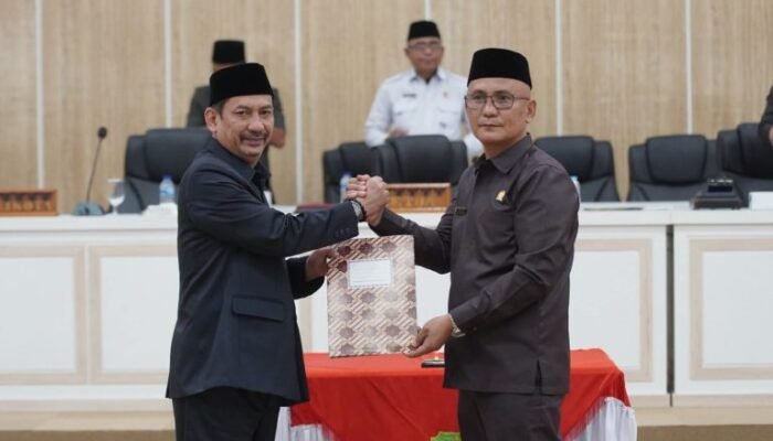 DPRD Palopo Tetapkan Dua Keputusan Penting, Pj Wali Kota Apresiasi Opini WTP
