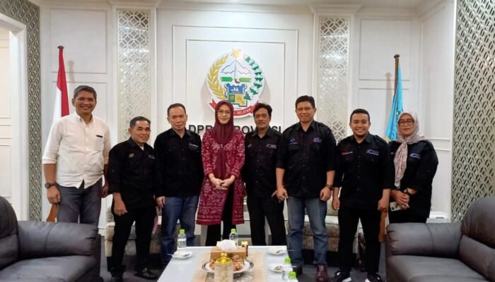 Ketua DPRD Sulsel Terima Audiensi Pengurus SMSI, Bahas Sinergi Media dan Legislatif