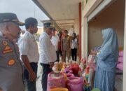 Tekan Inflasi, Bupati Luwu Sidak Pasar Suli dan Dorong Kemitraan Pedagang dengan Bulog