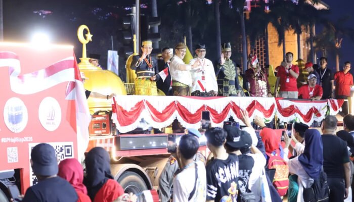 Truk Hias Toleransi Jadi Sorotan Karnaval Kemerdekaan