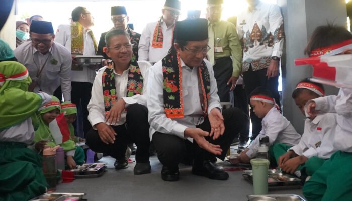 Nasaruddin Umar Pastikan Menu MBG Variatif, Sehat, dan Terjamin Halal
