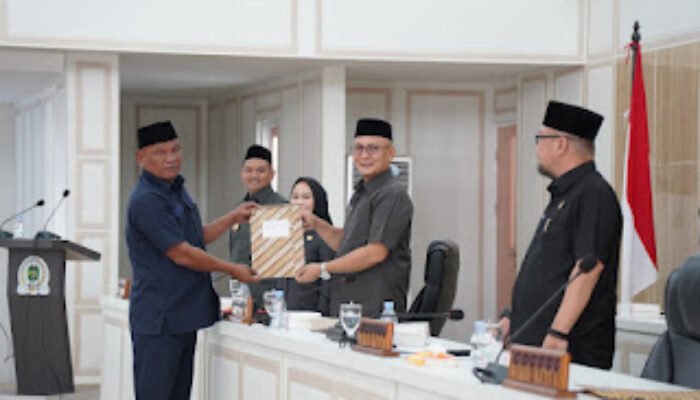 APBD-P 2025 Palopo Dibahas, DPRD Soroti Penurunan Pendapatan Rp37 Miliar