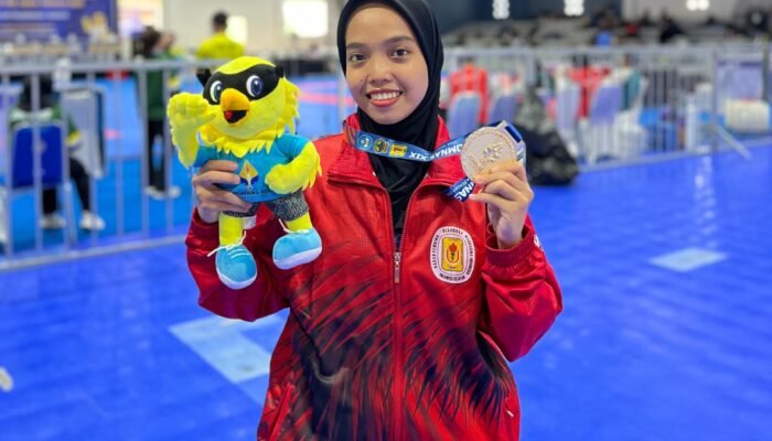 Atlet Karate Asal Luwu Sumbang Emas untuk Sulsel di POMNAS XIX 2025
