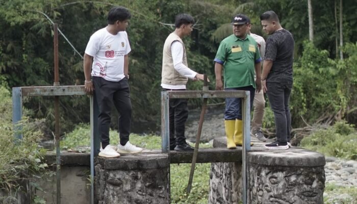 Wabup Luwu Tinjau Proyek Infrastruktur, Temukan Pengerjaan Tak Sesuai Spesifikasi
