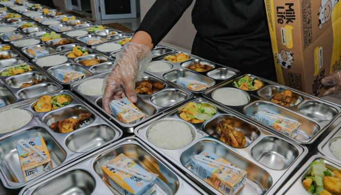 Ayam Masih Berdarah, Siswa SMPN 8 Palopo Keluhkan Menu Makan Bergizi Gratis