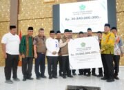 Kemenag Serahkan Bantuan Rp20,84 Miliar untuk Korban Banjir di Sumatra Utara