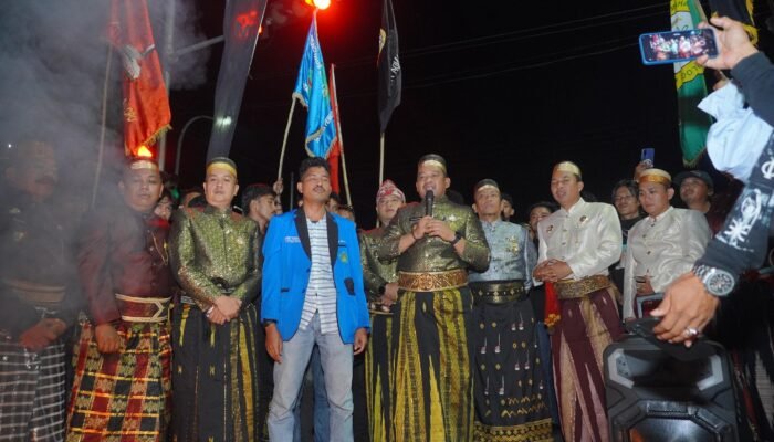 Bupati Luwu Temui Massa Aksi, Tegaskan Komitmen DOB Luwu Tengah dan Provinsi Luwu Raya