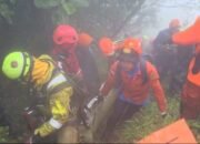 Update SAR Pesawat ATR: Korban Kedua Berhasil Dievakuasi dari Jurang 350 Meter