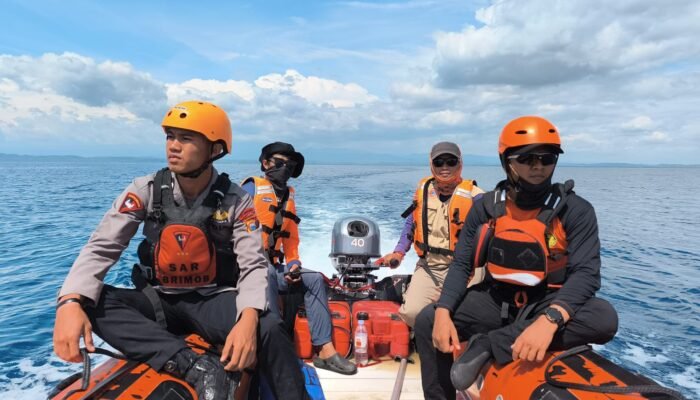 Basarnas Makassar Cari Nelayan yang Jatuh di Perairan Taka Limpoge Sinjai