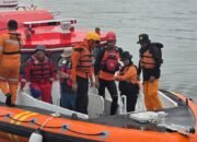 Nelayan Diduga Terjatuh di Perairan New Port Pelindo, Basarnas Makassar Lakukan Pencarian