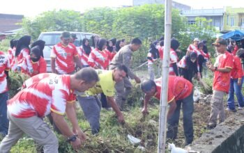 Gerakan Jumat Bersih, Bupati Luwu Ajak Warga Jaga Kebersihan