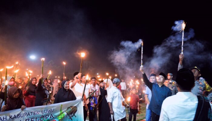 Semarak 1003 Obor di Belopa, Sekda Luwu Lepas Gema Takbir Keliling Sambut Idulfitri