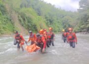 Satu Korban Air Bah Sungai Kalimborang Ditemukan Meninggal, Satu Masih Dalam Pencarian