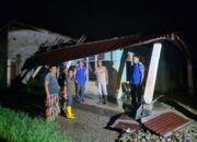 Angin Puting Beliung Terjang Desa Burau Pantai, 15 Rumah Warga Rusak