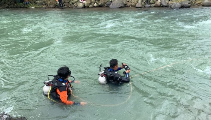 Lansia di Gowa Diduga Terseret Arus Sungai, Tim SAR Gabungan Lanjutkan Pencarian