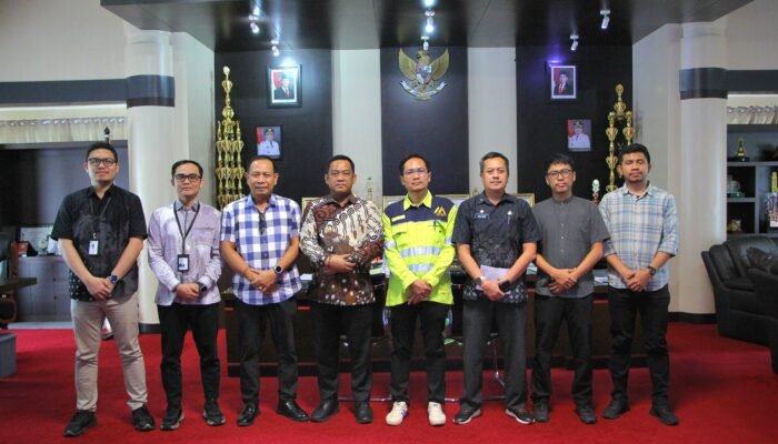 PLN Siap Suplai Energi ke Masmindo, Pemkab Luwu Minta Pemerataan Listrik