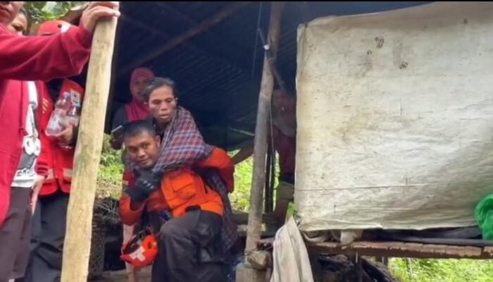 Dramatis! Seorang Ibu Hilang di Hutan Palopo, Ditemukan Selamat oleh Tim SAR