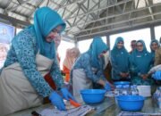 Cegah Stunting, TP-PKK Luwu Ajak Masyarakat Gemar Konsumsi Ikan