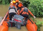 Tragis di Sungai Walanae, Dua Bocah Terseret Arus Saat Berenang