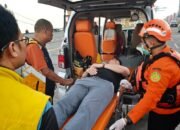 Basarnas Makassar Evakuasi ABK Asal Vietnam yang Sakit di Tengah Laut
