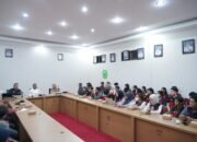 Bupati Luwu Terima Mahasiswa KKN Unhas, Tekankan Program Pengabdian untuk Masyarakat