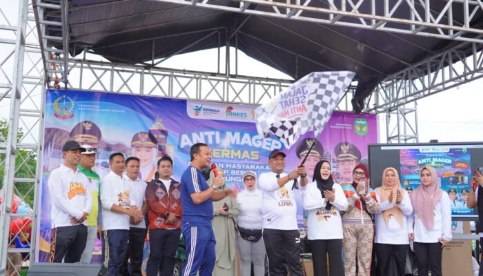 Umrah dan Motor Listrik Jadi Rebutan di Jalan Sehat HUT ke-67 Luwu