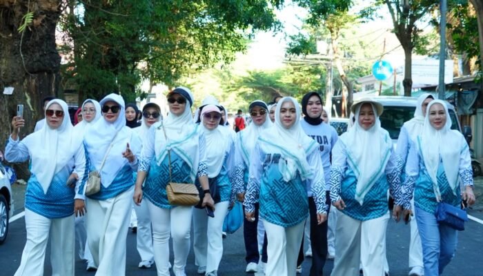 Dekranasda Luwu Hadir di Jalan Sehat Anti Mager, Pererat Silaturahmi dan Dukung UMKM