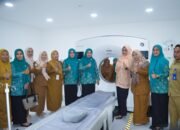 Kurniah Patahuddin Tinjau Pelayanan UHC Prioritas di RSUD Batara Guru